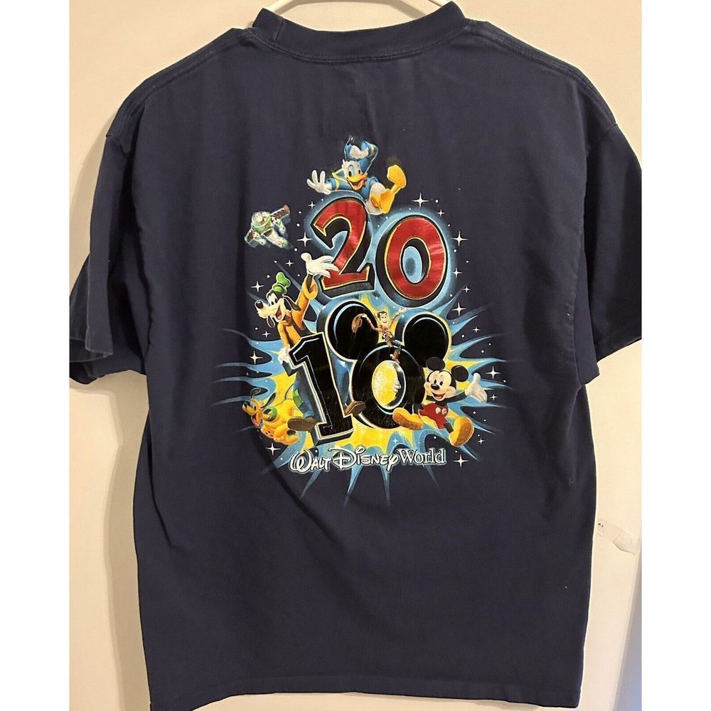 2010 Walt Disney World Souvenir T-shirt Navy Blue Sz Medium- Mickey Donald Goofy - Picture 8 of 9